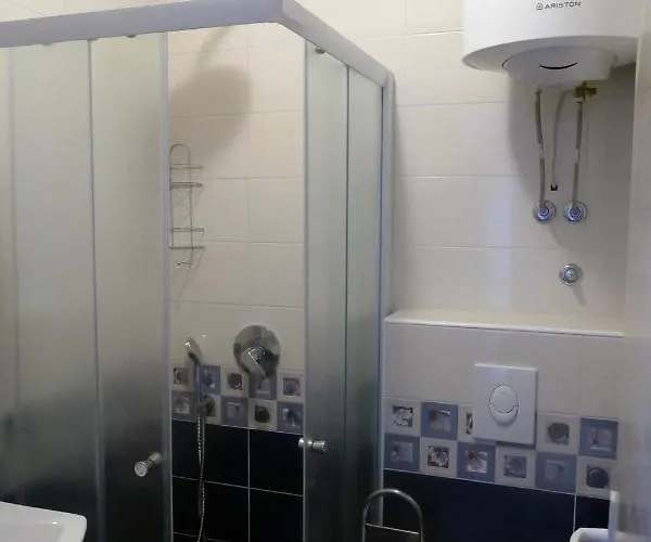 With A Parking Space - 14560 Lägenhet Makarska